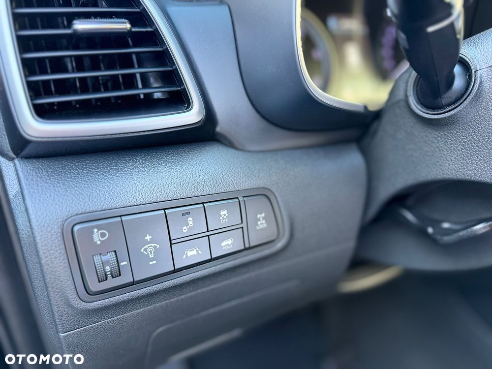 Hyundai Tucson blue 1.6 CRDi 4WD DCT Premium - 16