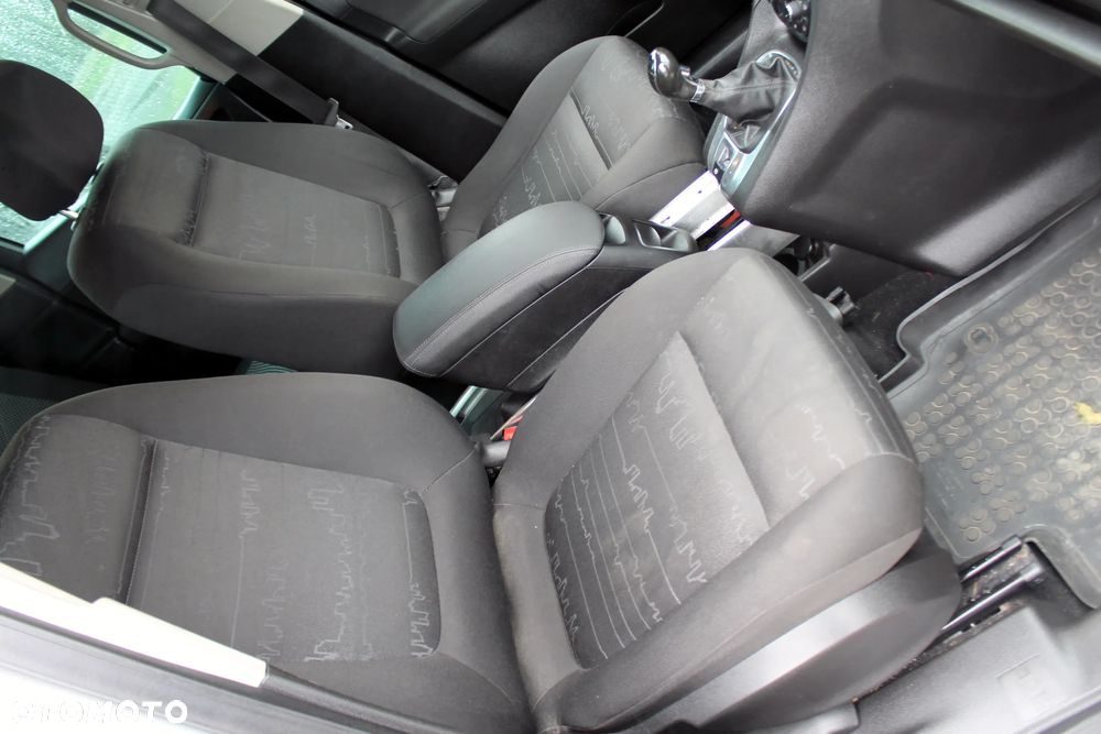 Opel Meriva 1.7 CDTI Essentia - 11