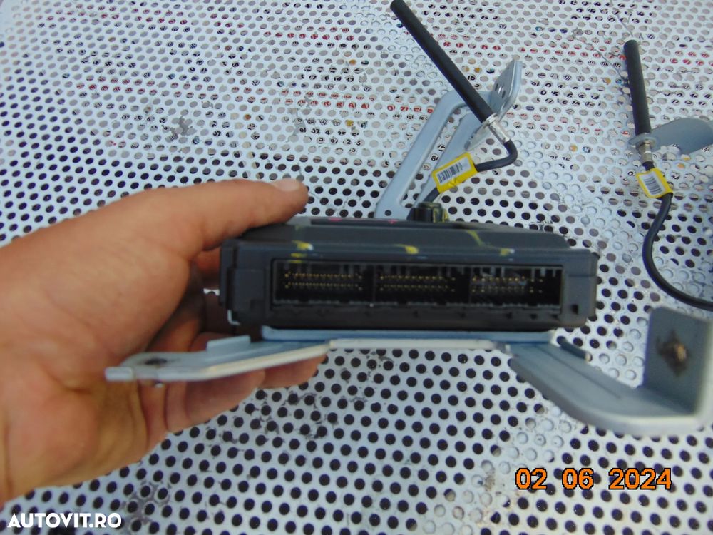 Modul assy Hyundai Tucson 2015-2020 smart key keyless go cod d7100 - 3