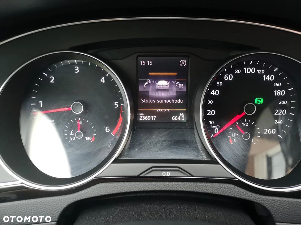 Volkswagen Passat Alltrack 2.0 TDI SCR 4Motion DSG - 18