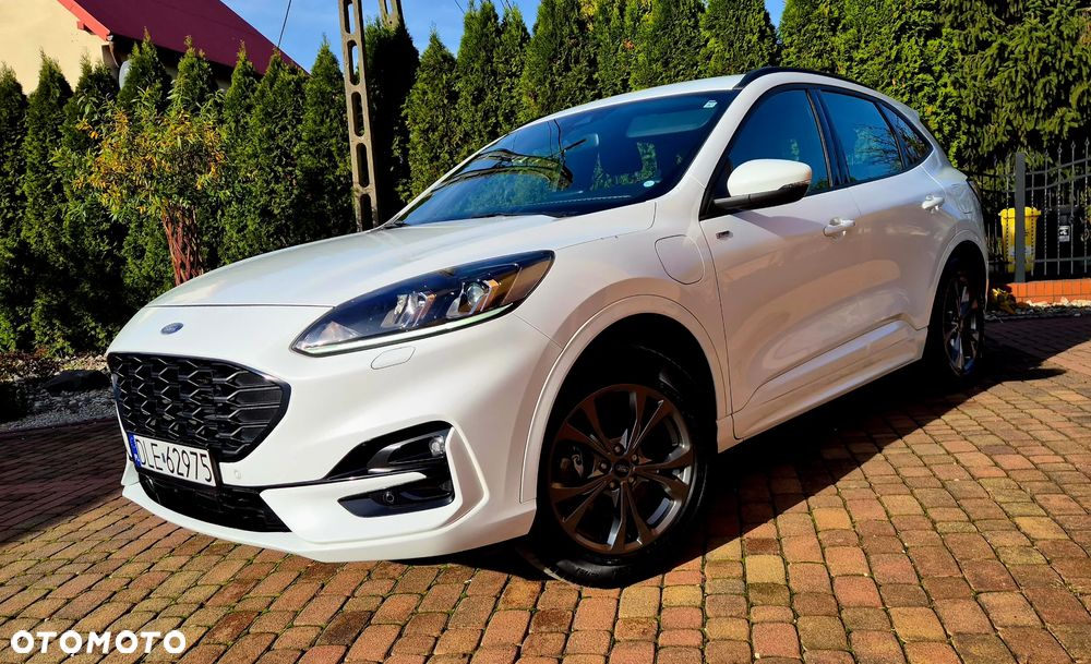 Ford Kuga Plug-in Hybrid ST-LINE - 1