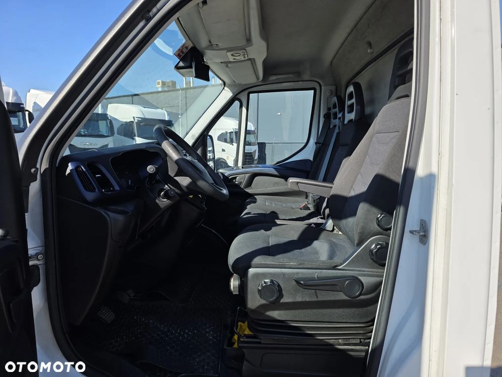 Iveco 50C18 Skrzynia Otwarta Max Rozstaw osi 4750 Platforma Rama do Zabudowy - 6