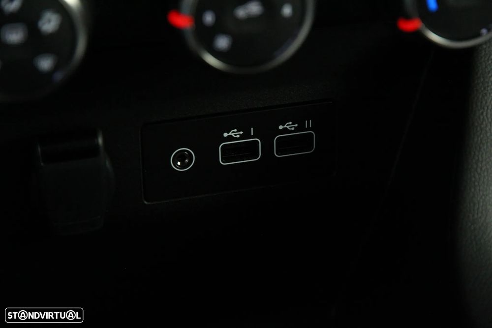 Renault Clio 1.0 TCe Techno Bi-Fuel - 14