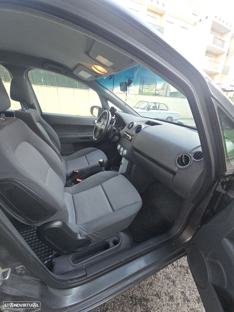 Mitsubishi Colt 1.1 Invite - 17