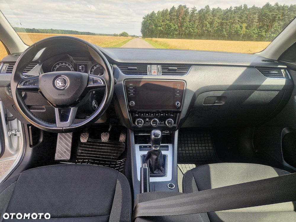 Skoda Octavia 2.0 TDI Ambition - 11