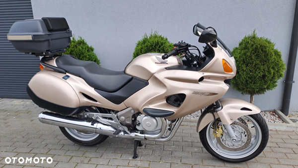 Honda NTV