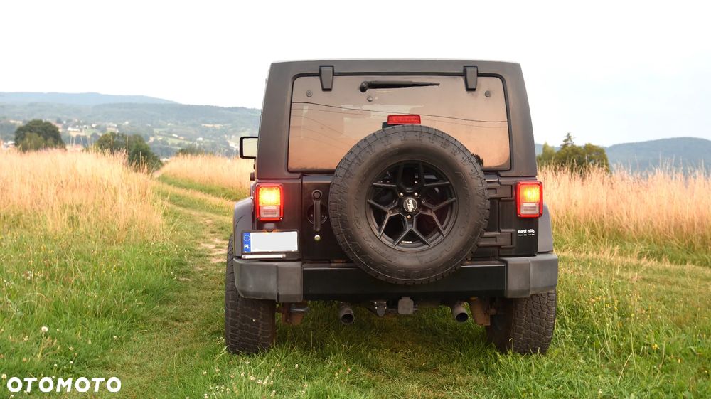 Jeep Wrangler 3.6 Unlim Sahara - 7