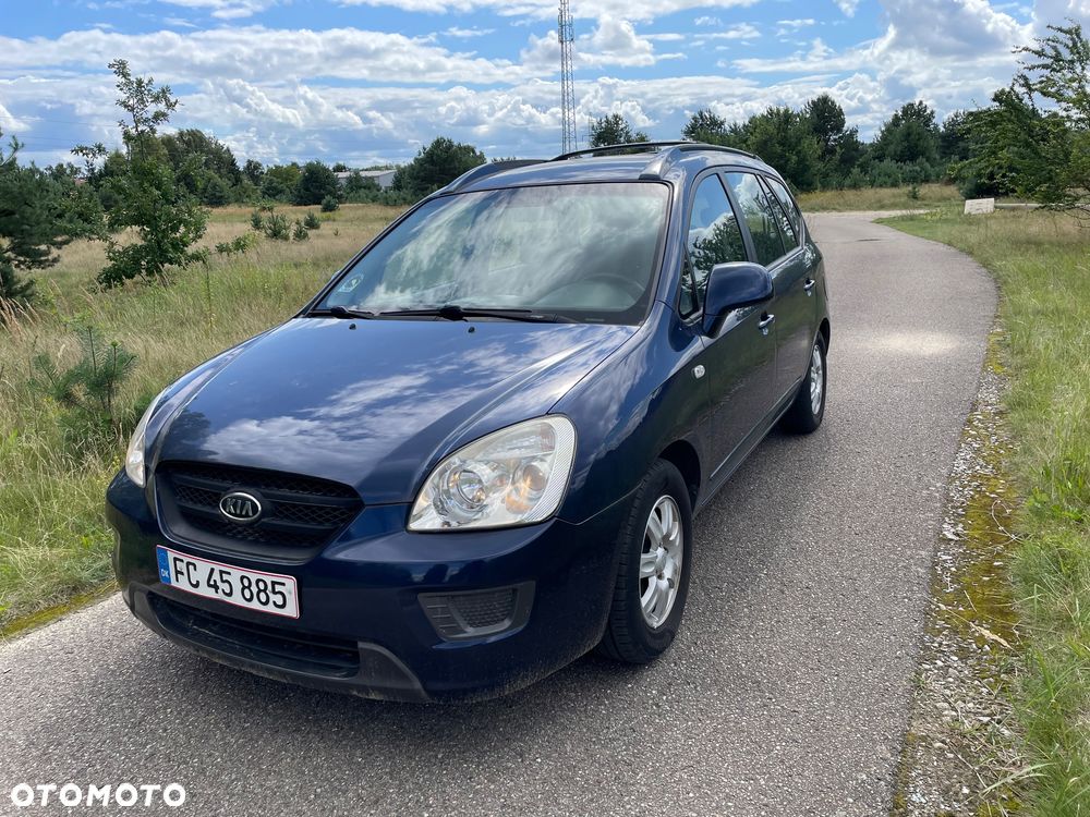 Kia Carens 2.0 CVVT EX - 2
