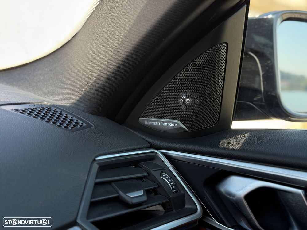 BMW M4 Competition xDrive - 19