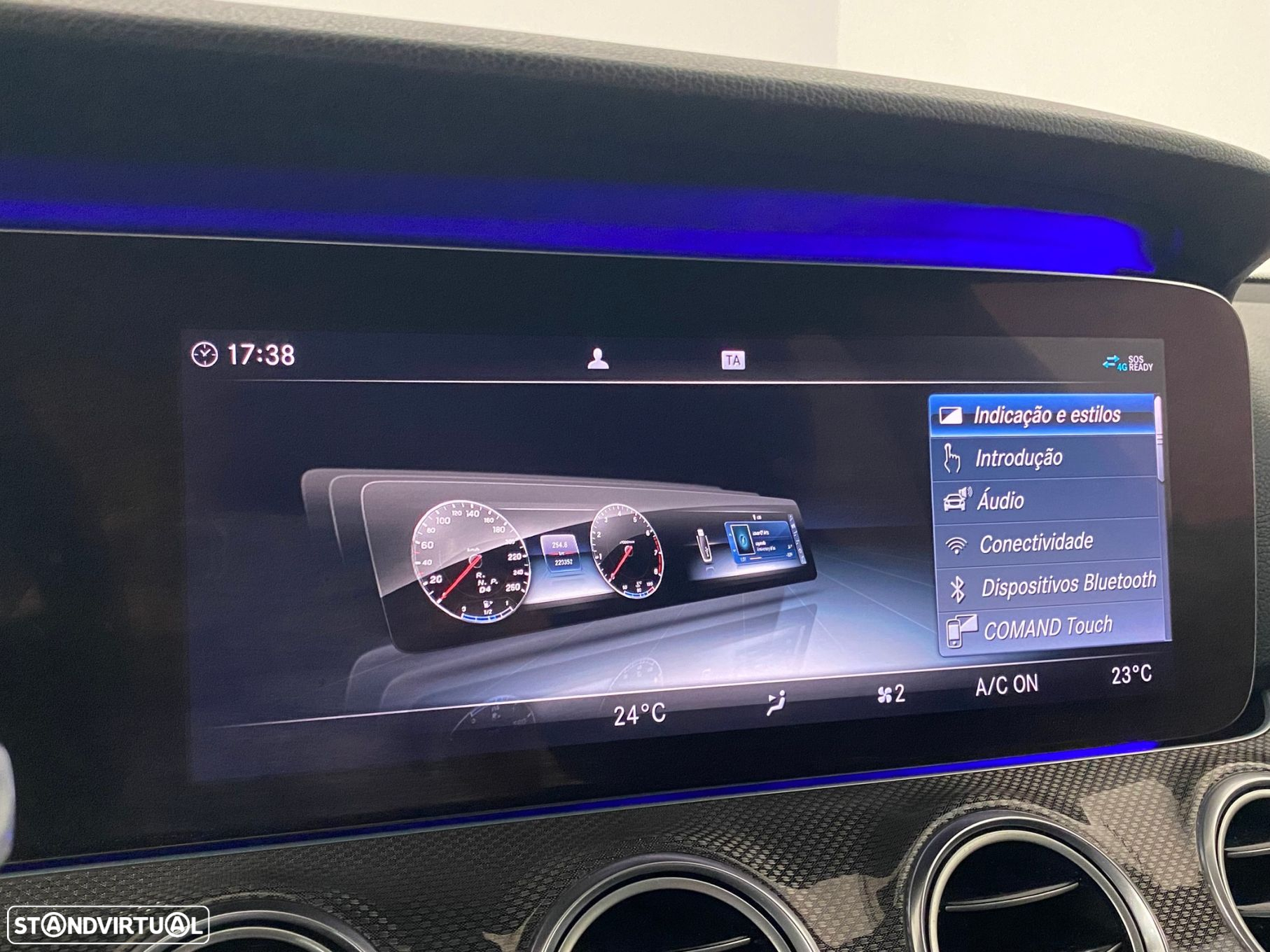 Mercedes-Benz E 220 d 4-Matic All Terrain Avantgarde - 33