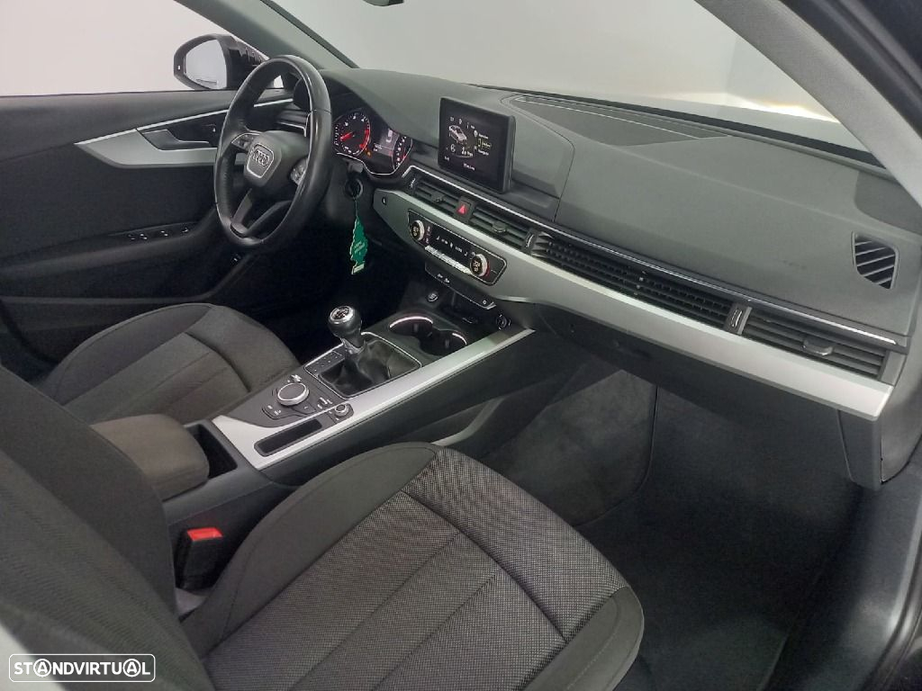 Audi A4 2.0 TDI - 14