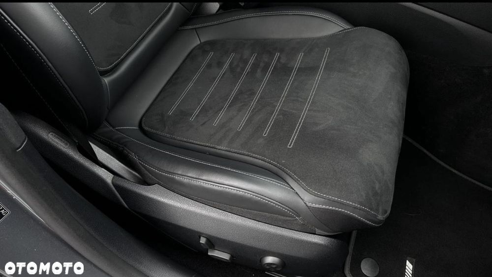 Mercedes-Benz Klasa C 200 9G-TRONIC - 18