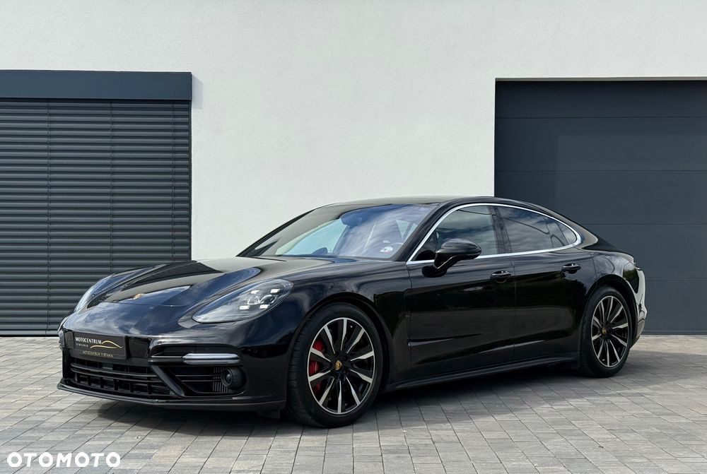 Porsche Panamera Turbo - 2
