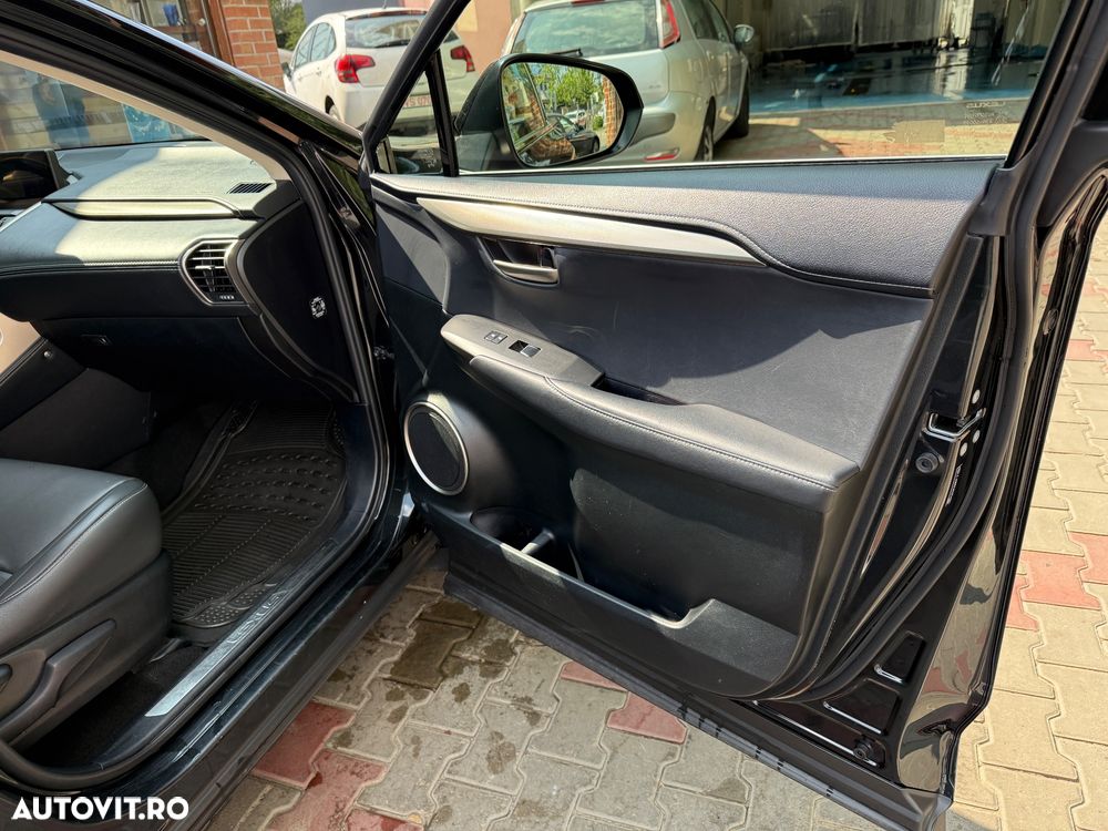 Lexus Seria NX 300h Style Edition - 30