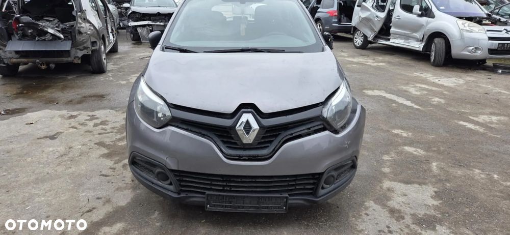 RENAULT CAPTUR belka wzmocnienie zderzaka przedniego - 1