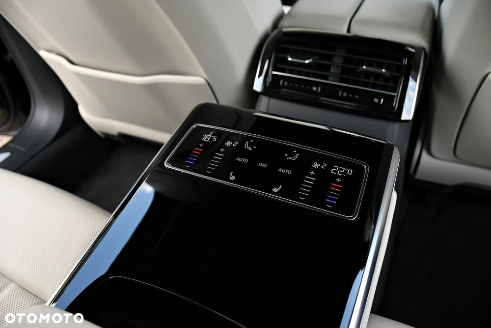Audi A8 - 27