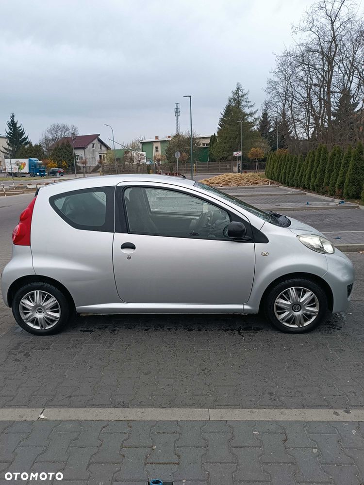 Peugeot 107 - 5