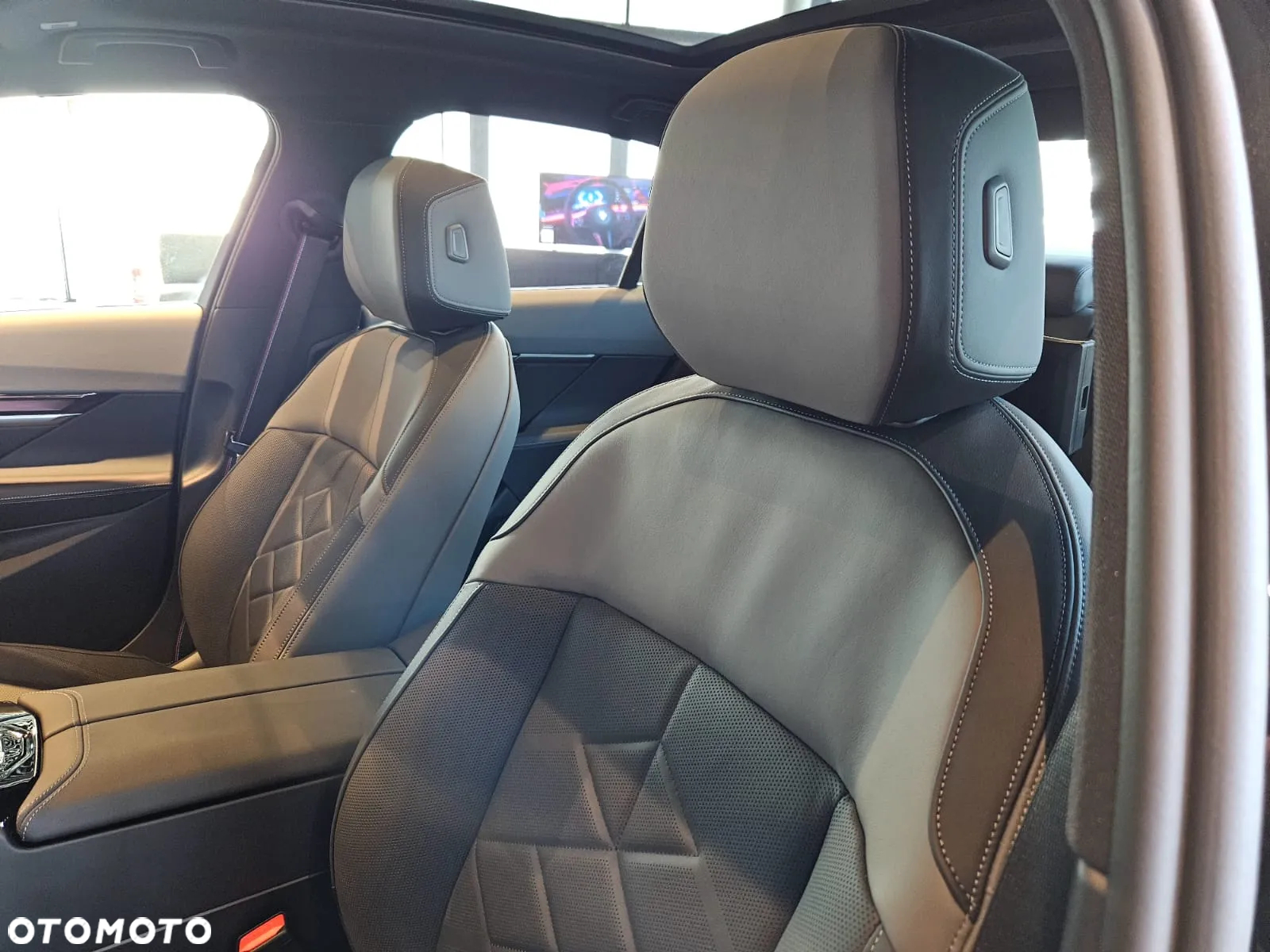 BMW Seria 5 550e xDrive - 10