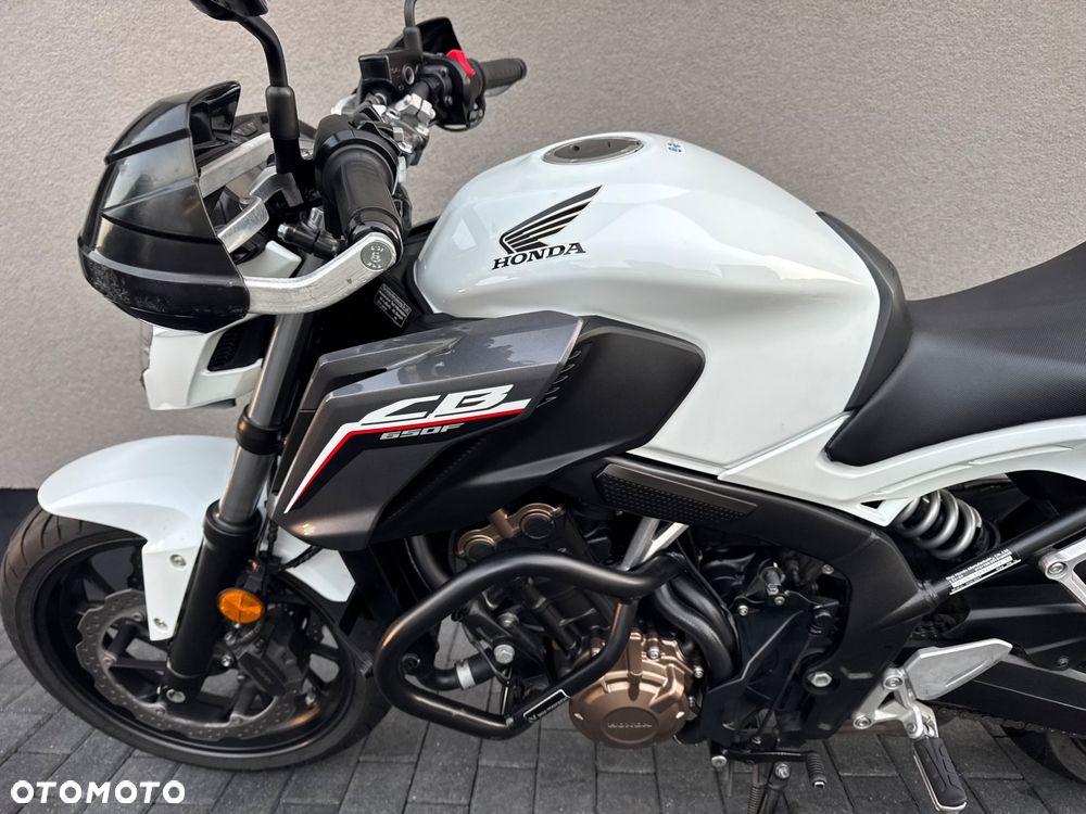 Honda CB - 19