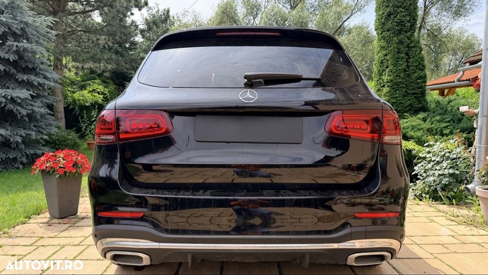 Mercedes-Benz GLC 300 d 4MATIC - 2