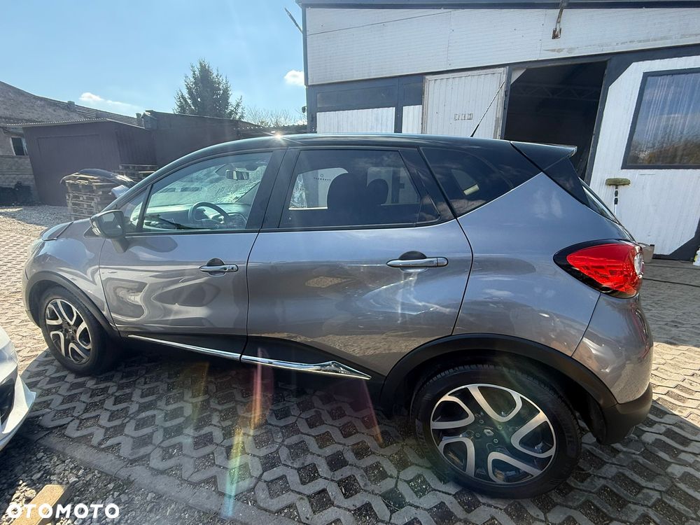 Renault Captur ENERGY TCe 90 Experience - 8