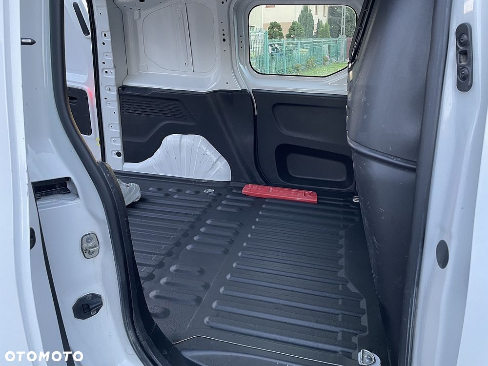 Opel Combo blaszak 2022 ROK - 26