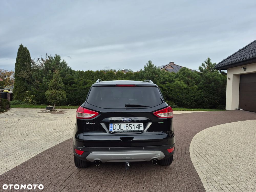 Ford Kuga 1.6 EcoBoost 2x4 Titanium - 8