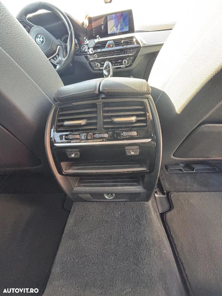 BMW Seria 5 520d Aut. Luxury Line - 15