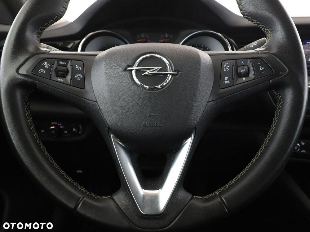 Opel Insignia - 21