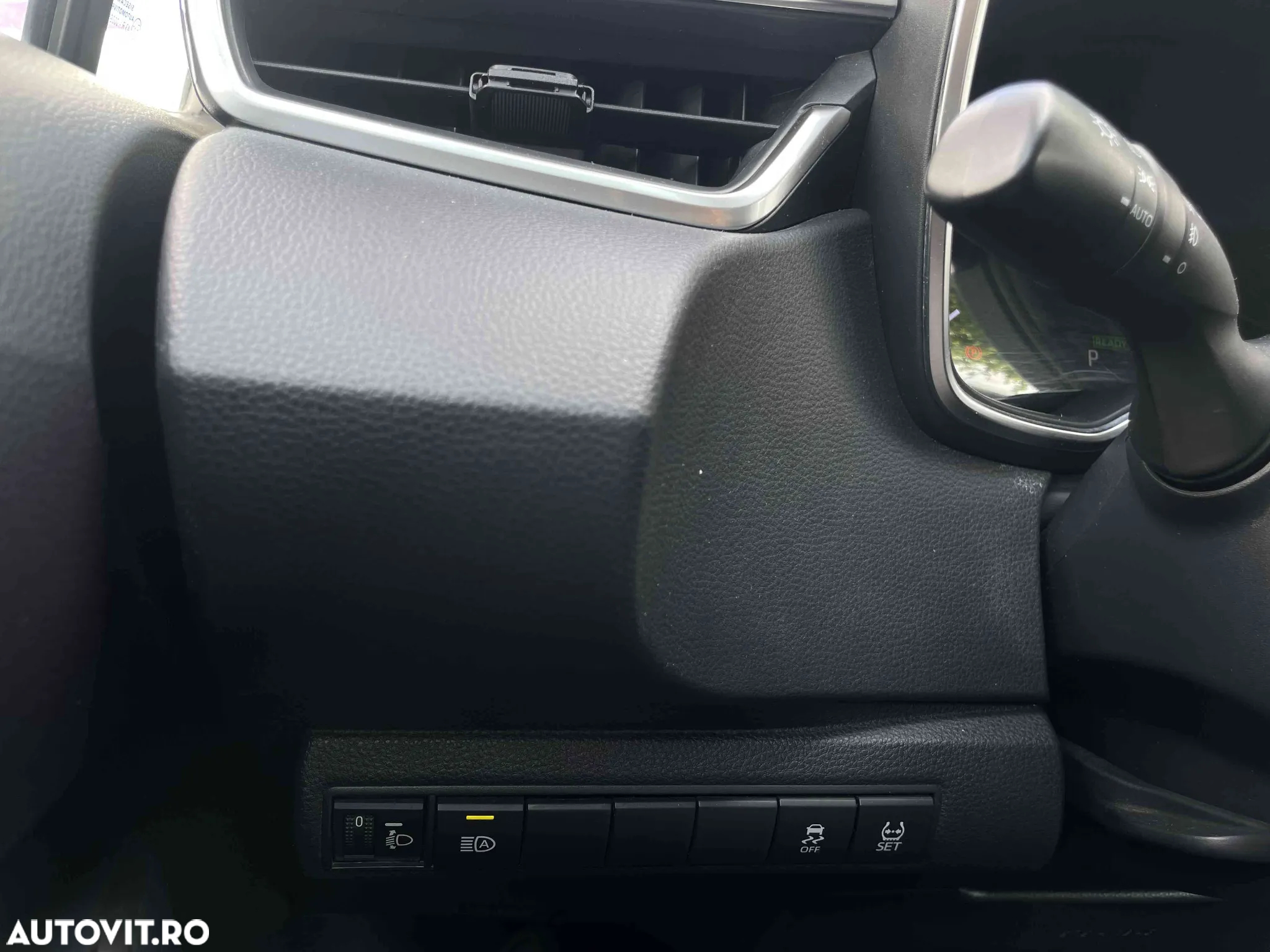Toyota Corolla - 10