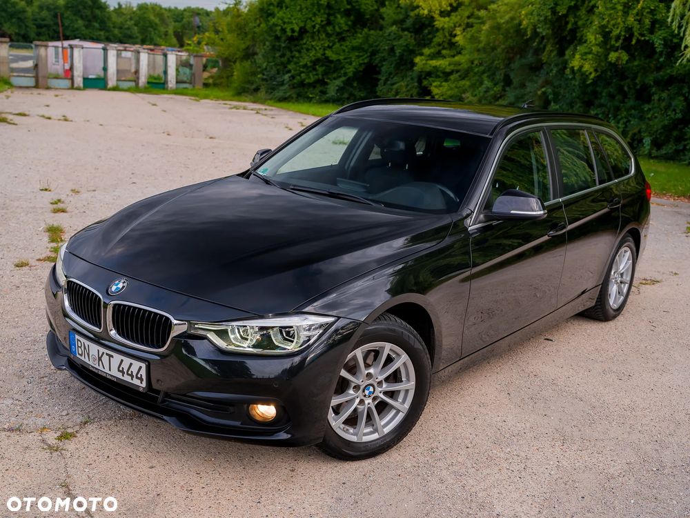 BMW Seria 3 318d Luxury Line - 13