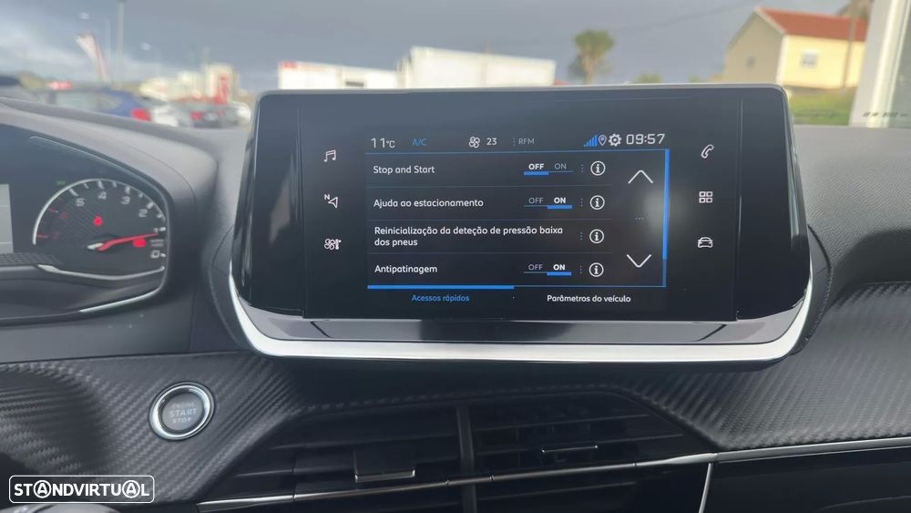 Peugeot 2008 1.5 BlueHDi Allure Pack - 19