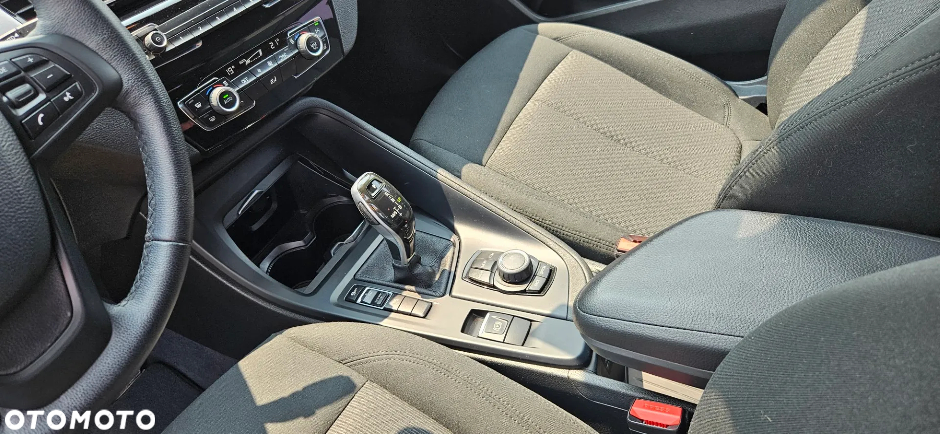 BMW X1 sDrive18i - 31