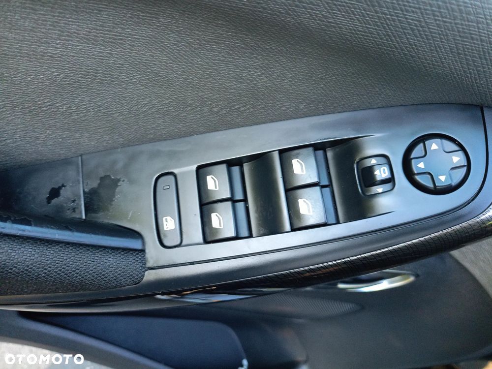 Citroën C4 Picasso BlueHDi 150 EAT6 Exclusive - 23