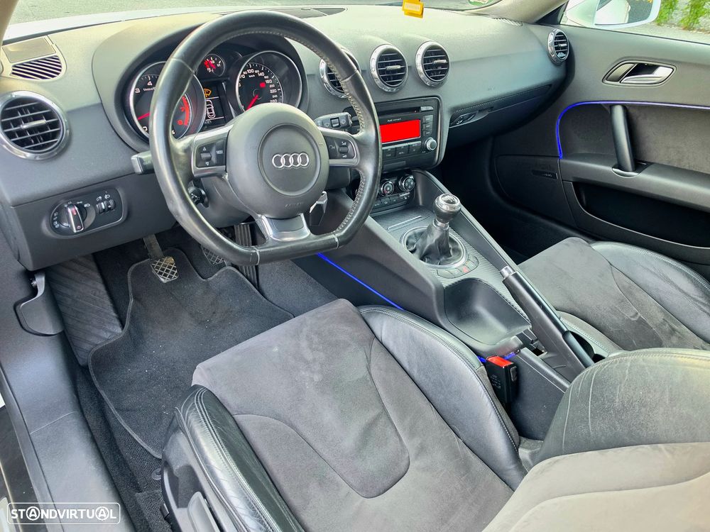 Audi TT Coupé S - 15