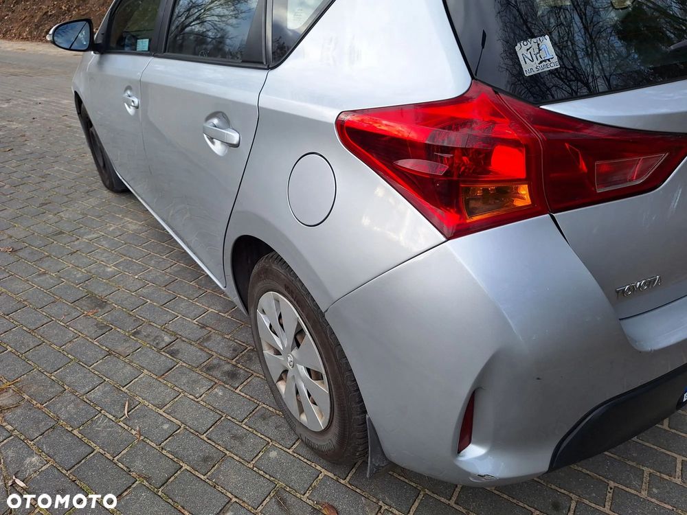Toyota Auris 1.4 D-4D Comfort - 19