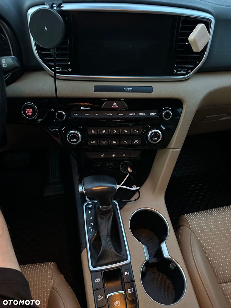 Kia Sportage 1.6 T-GDI Black Edition 2WD DCT - 16