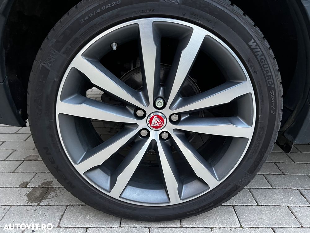 Jaguar E-Pace D180 AWD Aut. R-Dynamic - 7