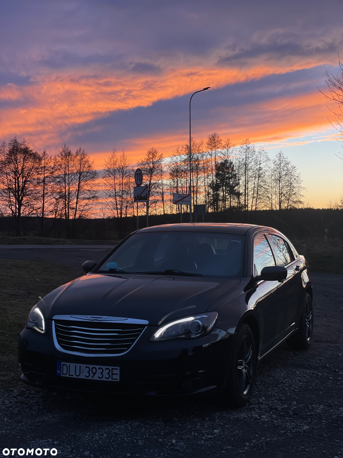 Chrysler 200 - 8