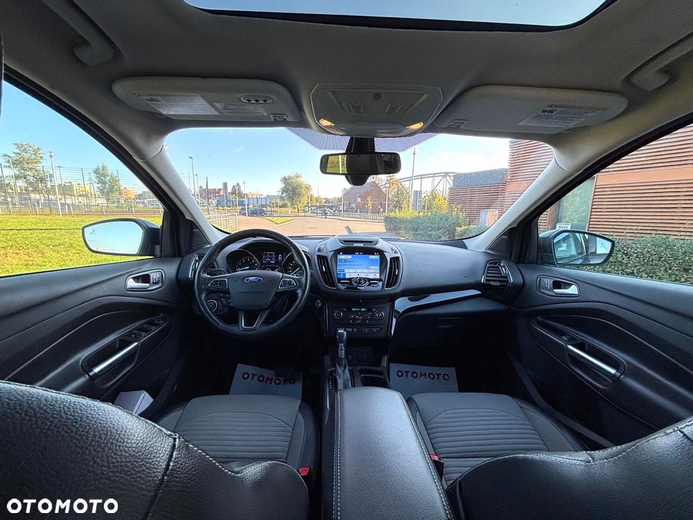 Ford Escape 2.0 EcoBoost AWD Titanium - 11