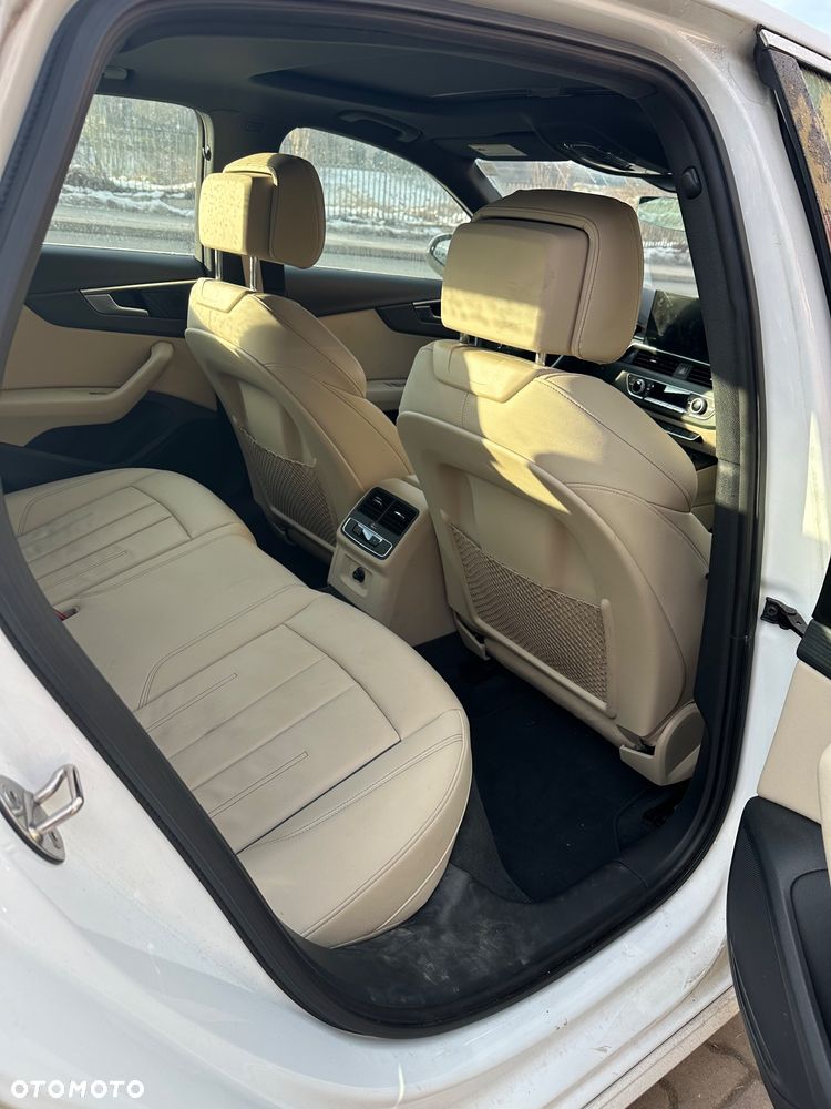 Audi A4 Limousine 45 TFSI mHEV Quattro S Line S tronic - 19