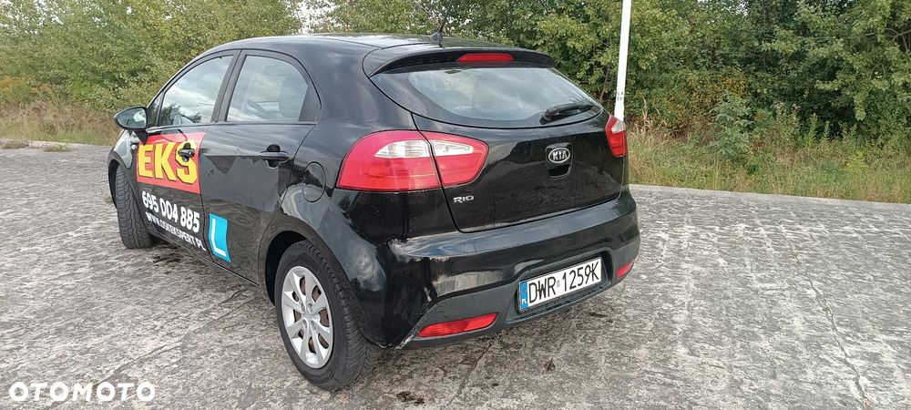 Kia Rio 1.2 Attract - 9