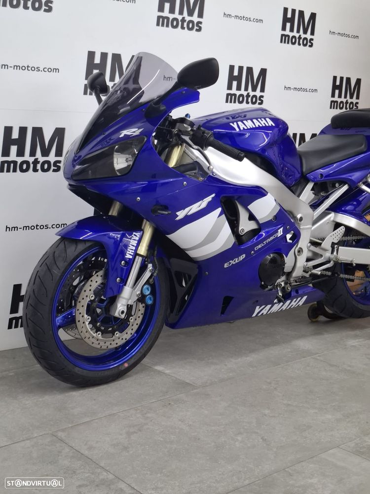 Yamaha YZF R1 - 11