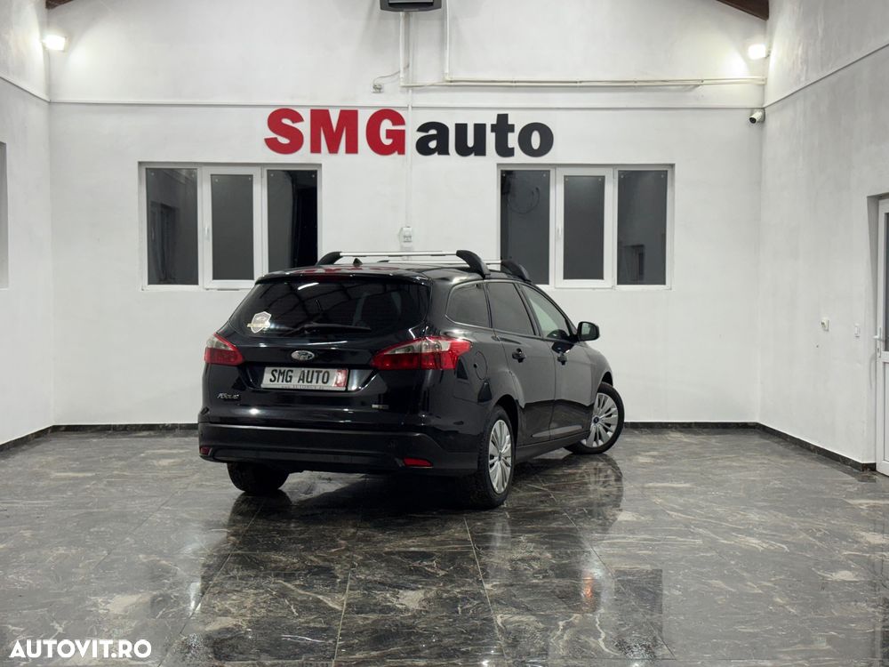 Ford Focus 1.6 TDCi DPF Titanium - 4