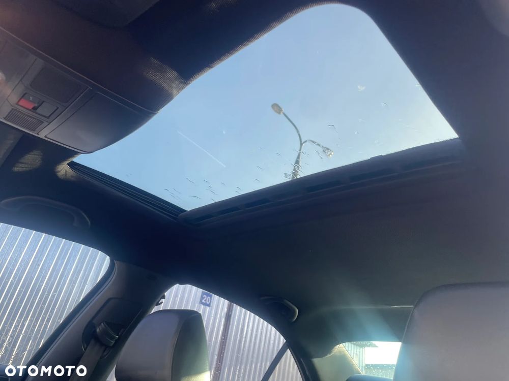 Volkswagen Jetta 2.0 Turbo FSI DSG Sportline - 17