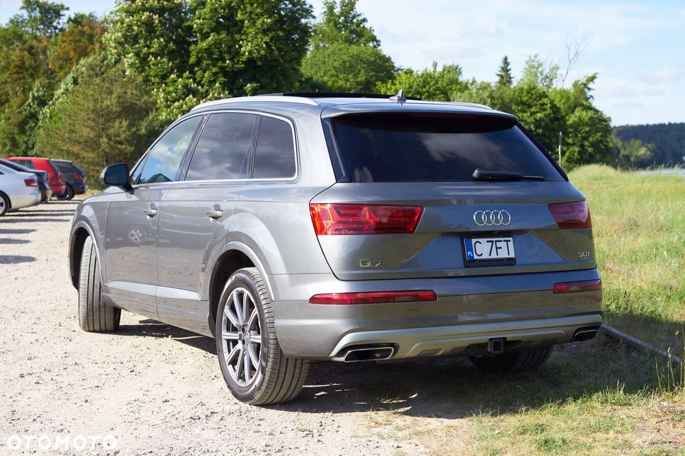 Audi Q7 - 6
