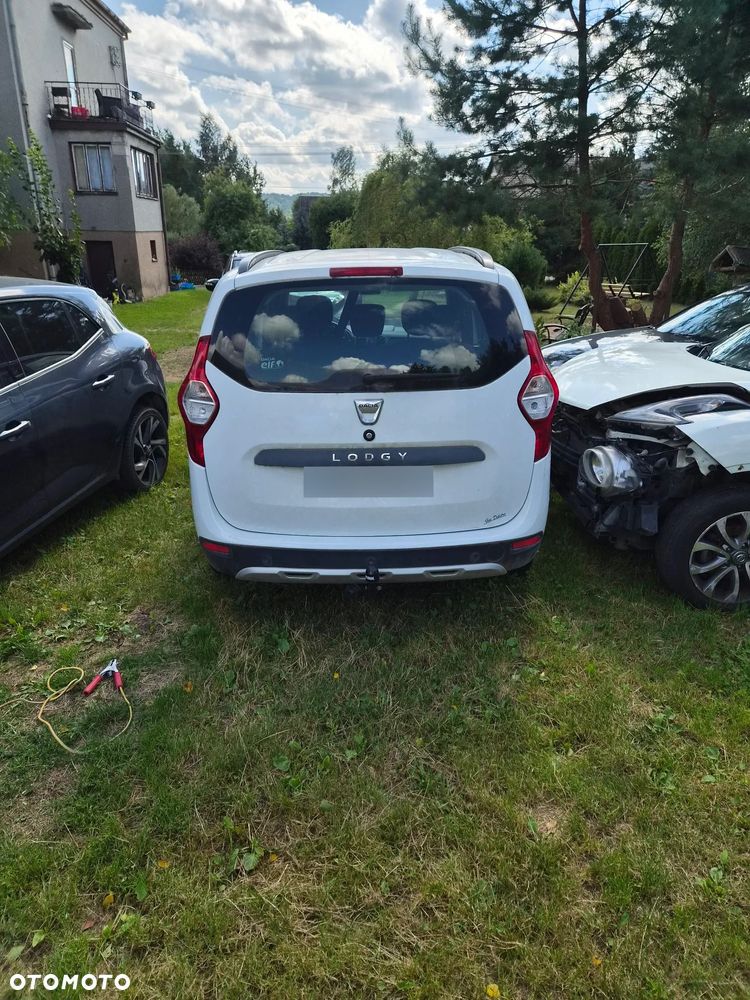 Dacia Lodgy dCi 110 Stepway - 9