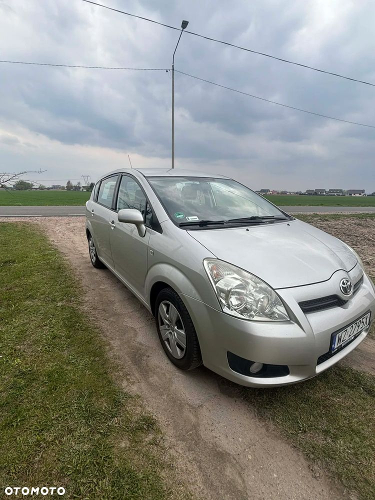 Toyota Corolla Verso 1.8 Sol 7os - 8