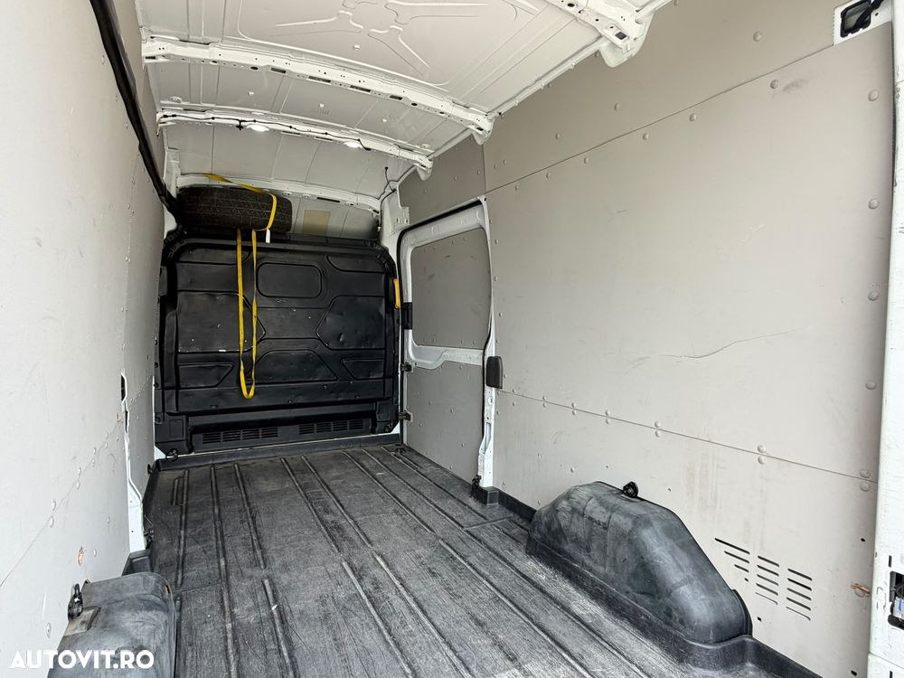 Ford Transit L3H2 - 15