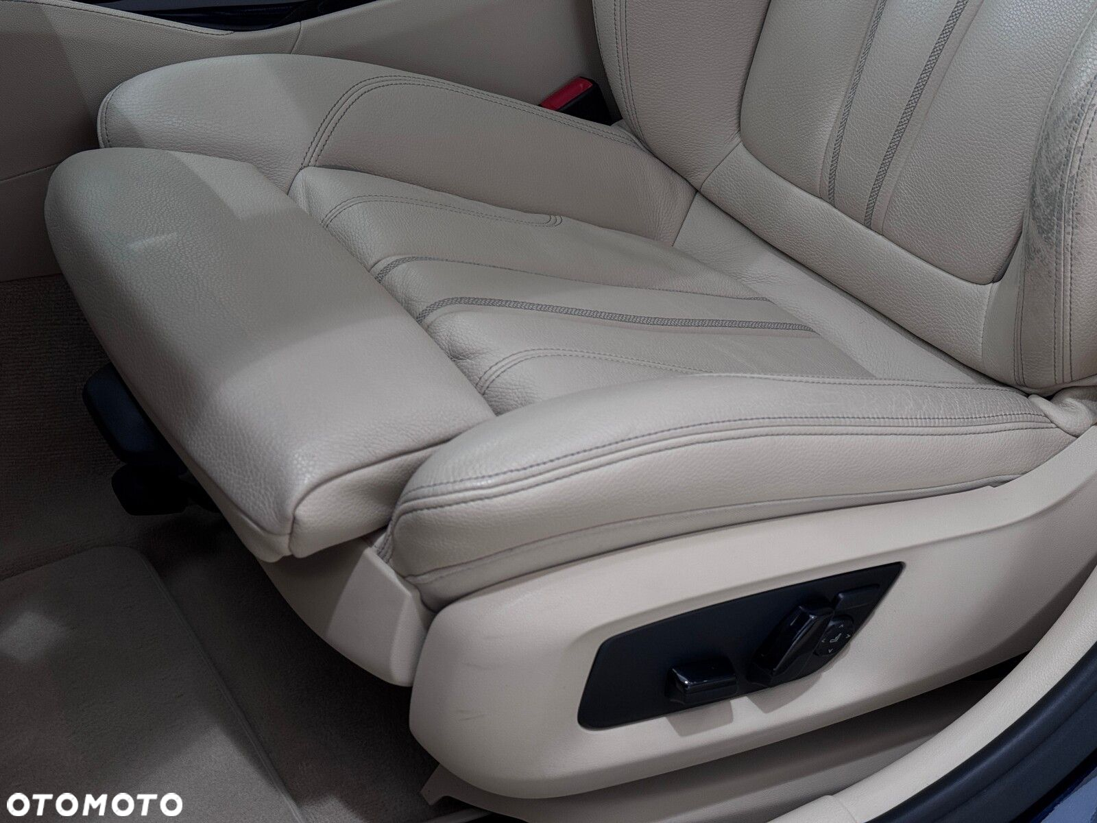 BMW Seria 5 530i xDrive M Sport sport - 12